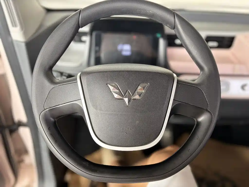Wuling MINIEV — миниатюра 9