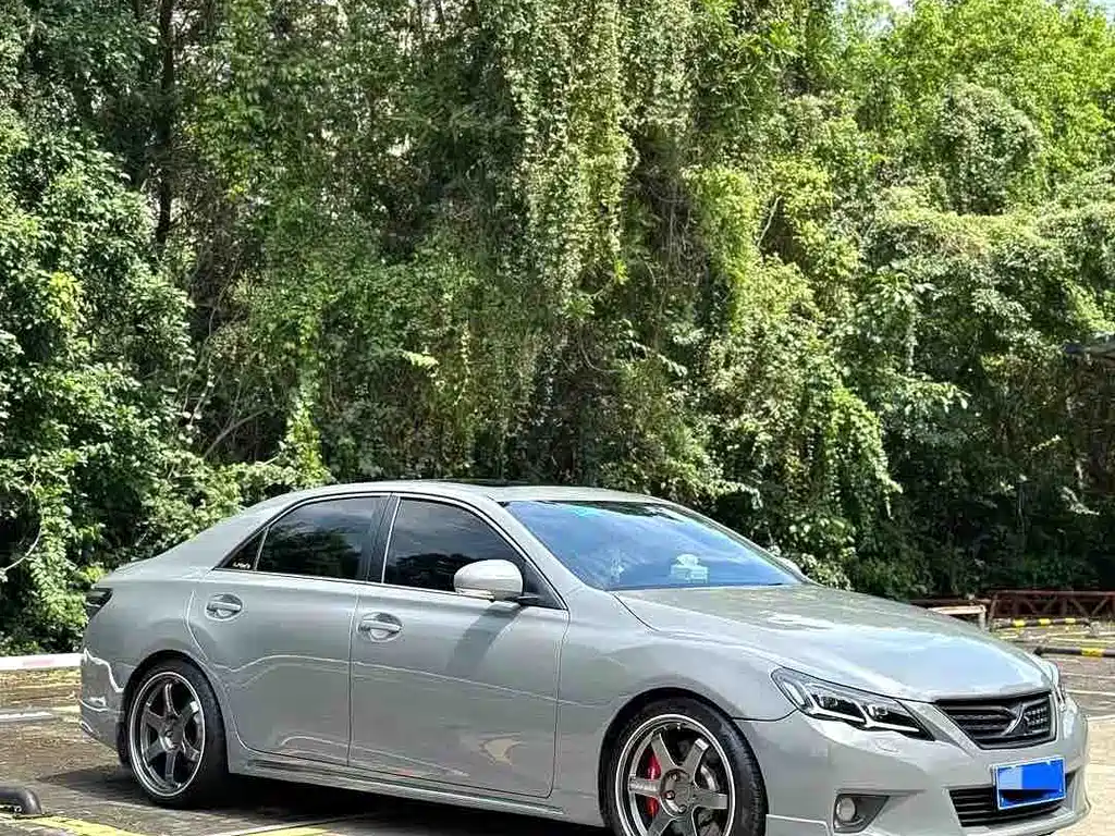 Toyota Reiz 2012 2.5V