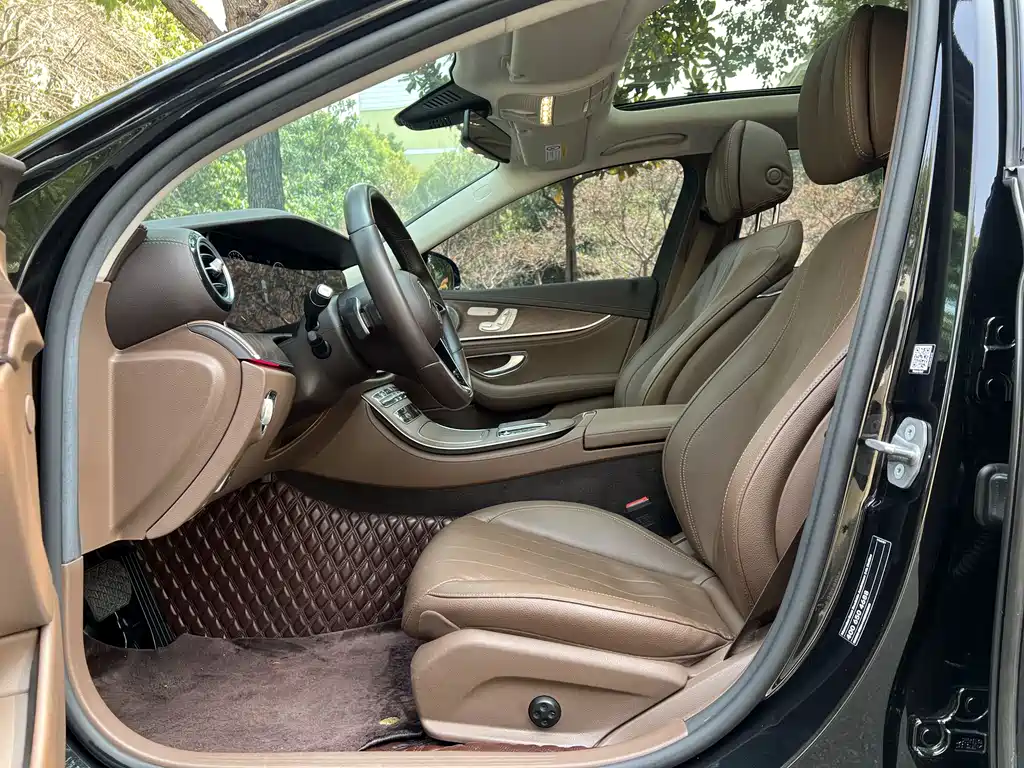Mercedes-Benz E-Class E 2023 E 300 L Luxury