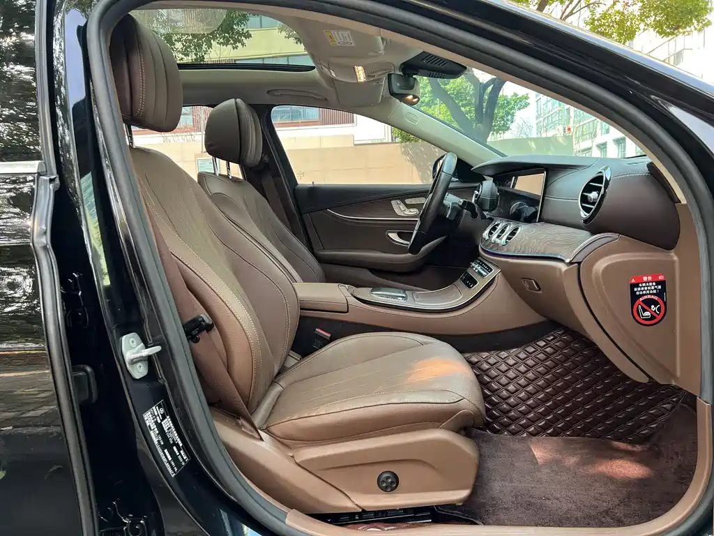 Mercedes-Benz E-Class E 2023 E 300 L Luxury