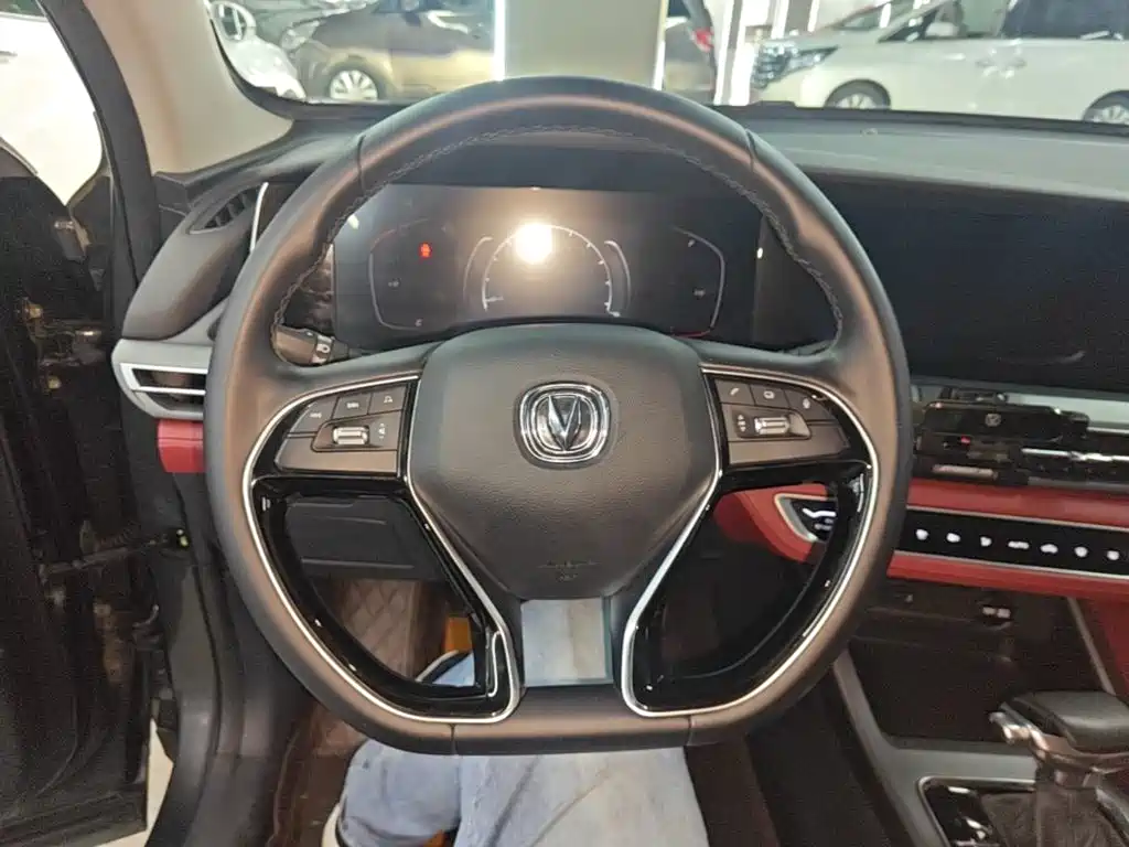 Changan CS75PLUS 2022 — фото 10