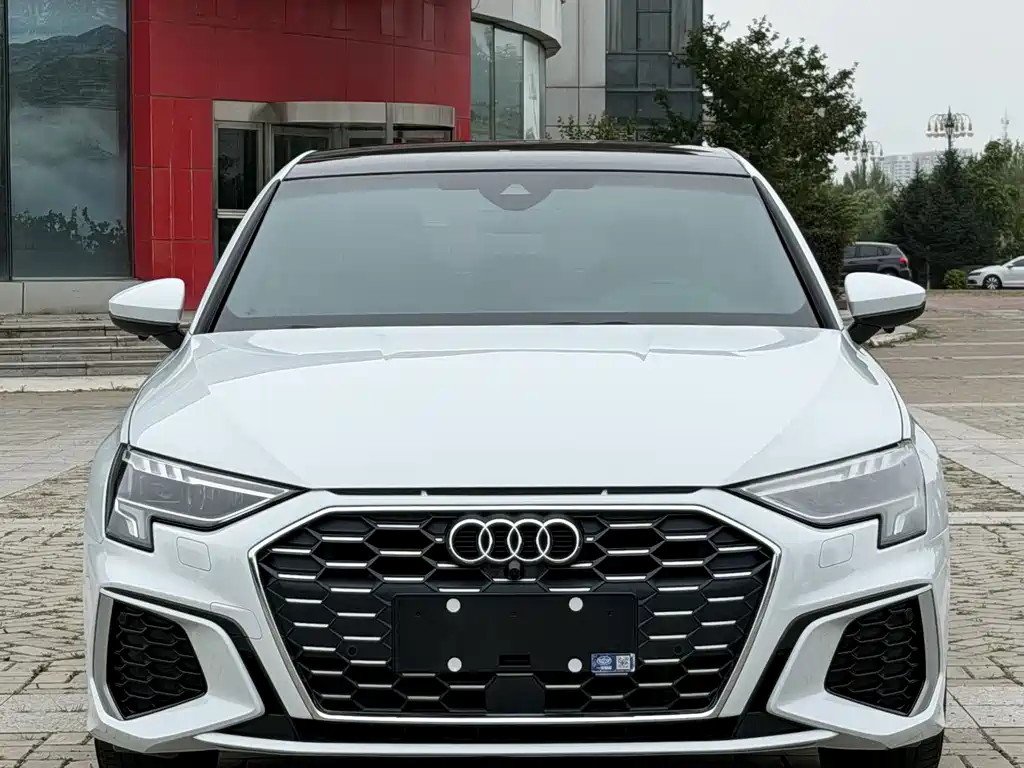 Audi A3 2023 Sportback 35 TFSI Fashion Sport
