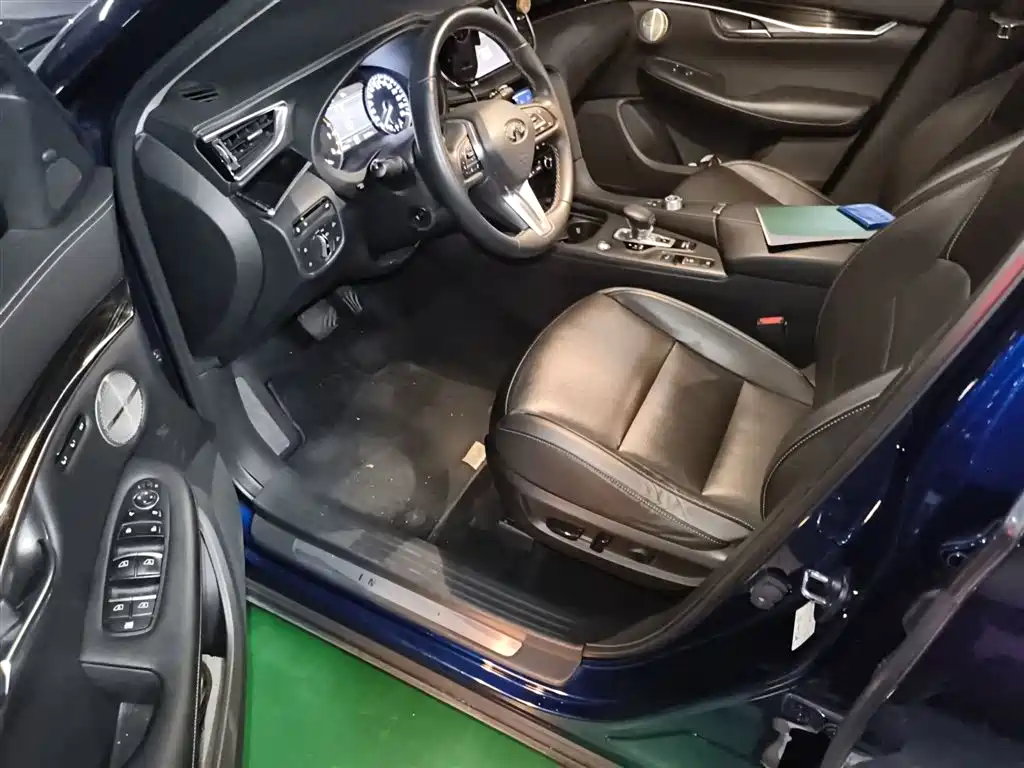 Infiniti QX50 2018 2.0T