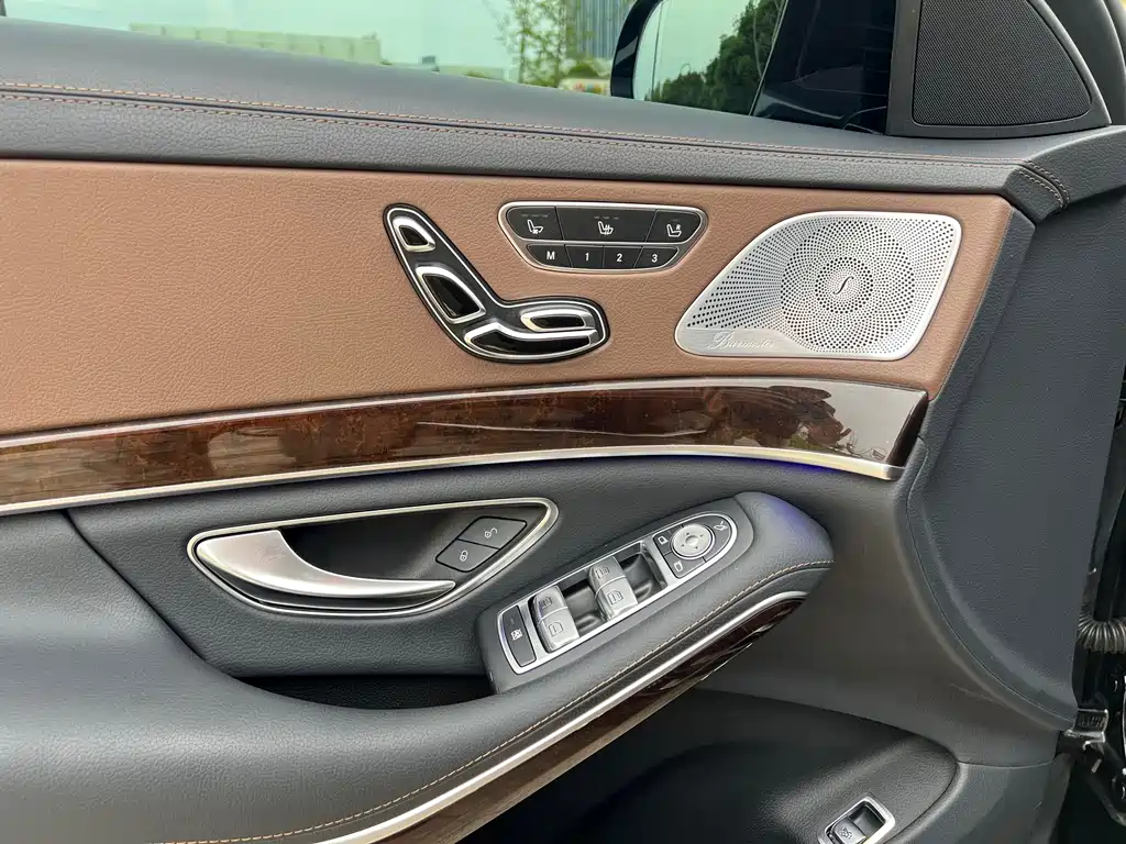 Mercedes-Benz S-Class — миниатюра 5