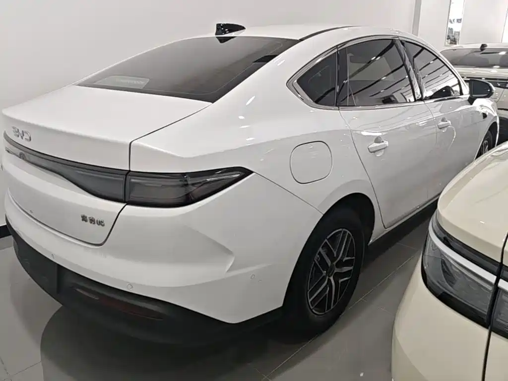 BYD Seal 05 DM-i — миниатюра 7