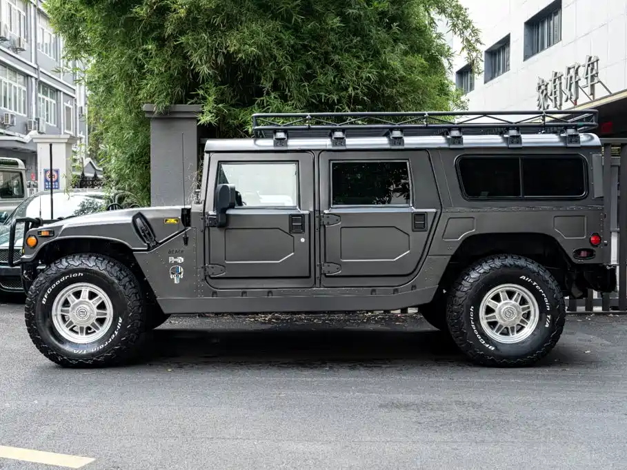Hummer H2 — миниатюра 3