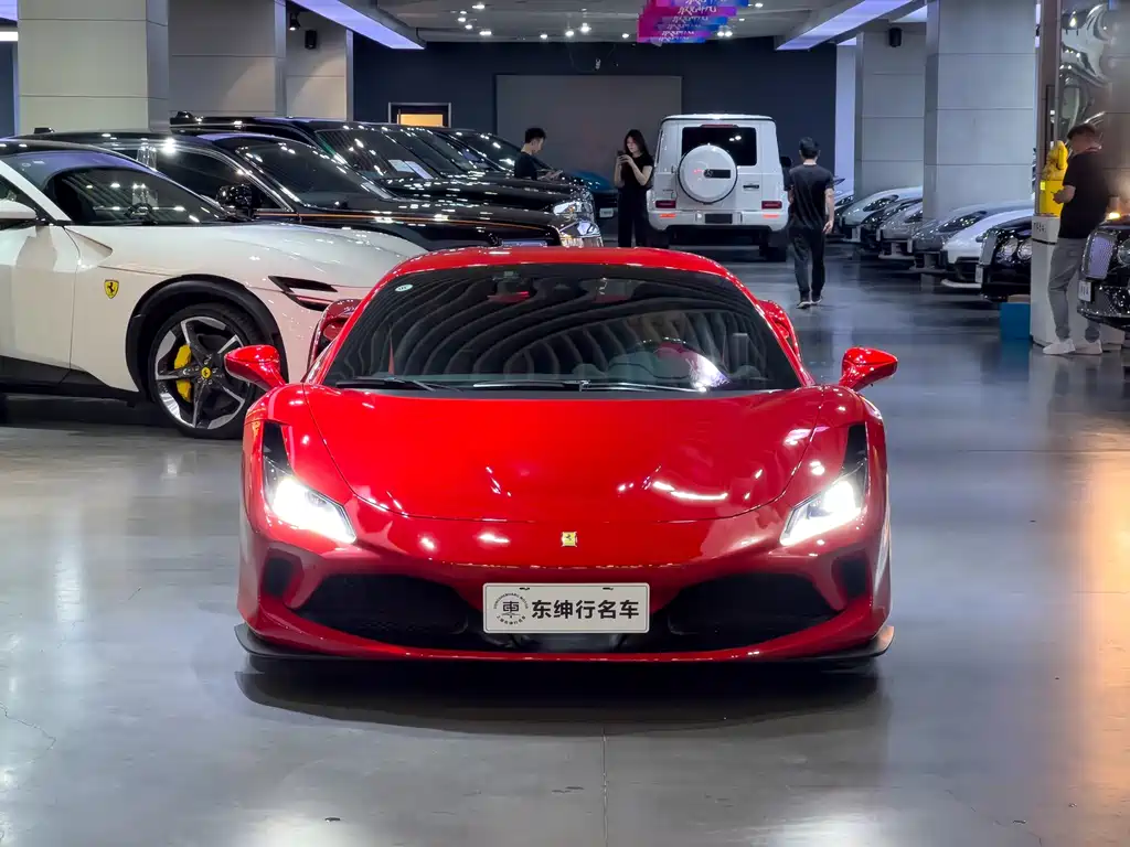 Ferrari F8 2019 Tributo 3.9T V8