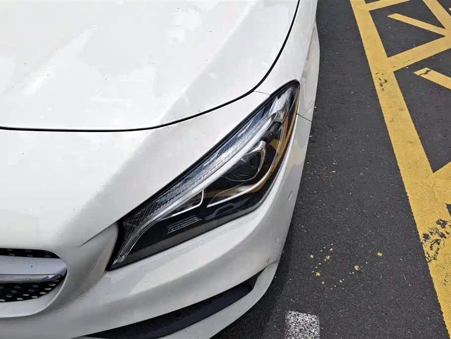 Mercedes-Benz CLA 2016 CLA 200 Fashion