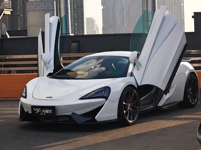 MCLAREN  570 2019