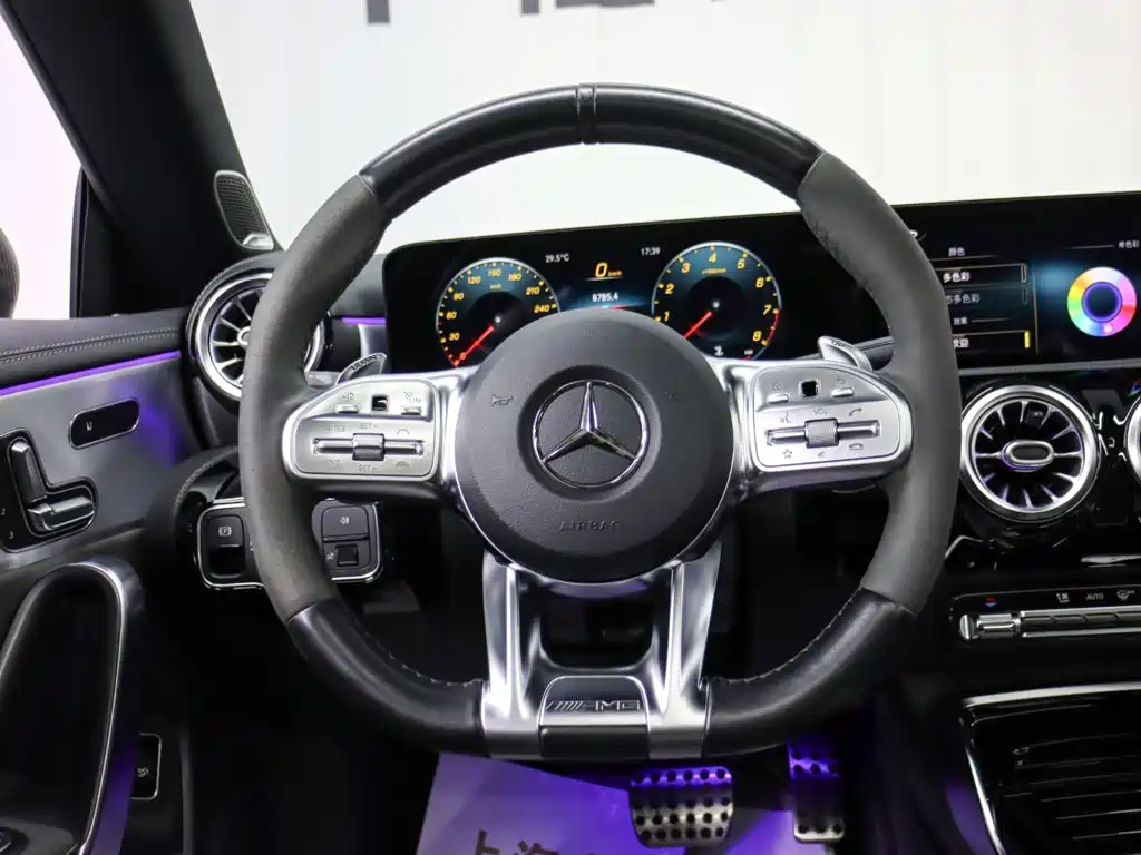 Mercedes-Benz CLA AMG — миниатюра 13