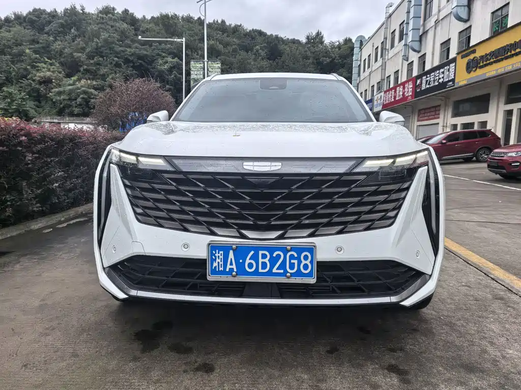 Geely Boyue L — миниатюра 4