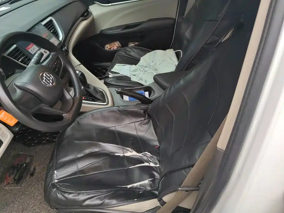Buick Excelle — миниатюра 9