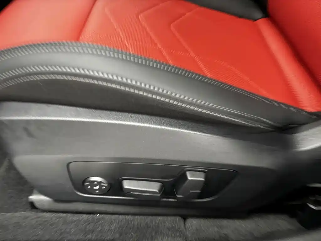 BMW 2 Series — миниатюра 13