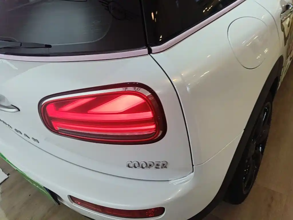 MINI Mini Clubman — миниатюра 8