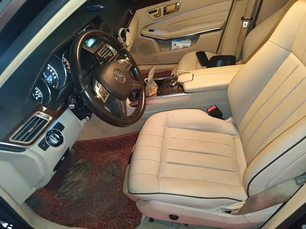 Mercedes-Benz E-Class — миниатюра 16