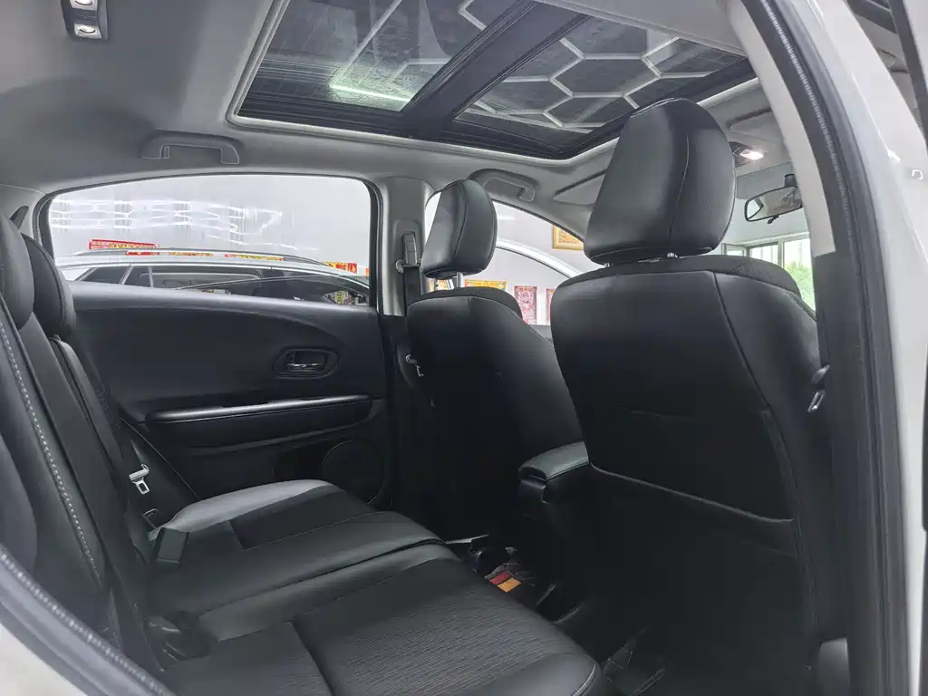 Honda Vezel 2022 1.5L CVT