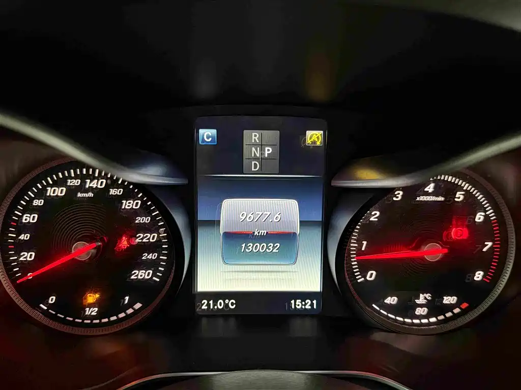 Mercedes-Benz GLC 2017 GLC 260 4MATIC