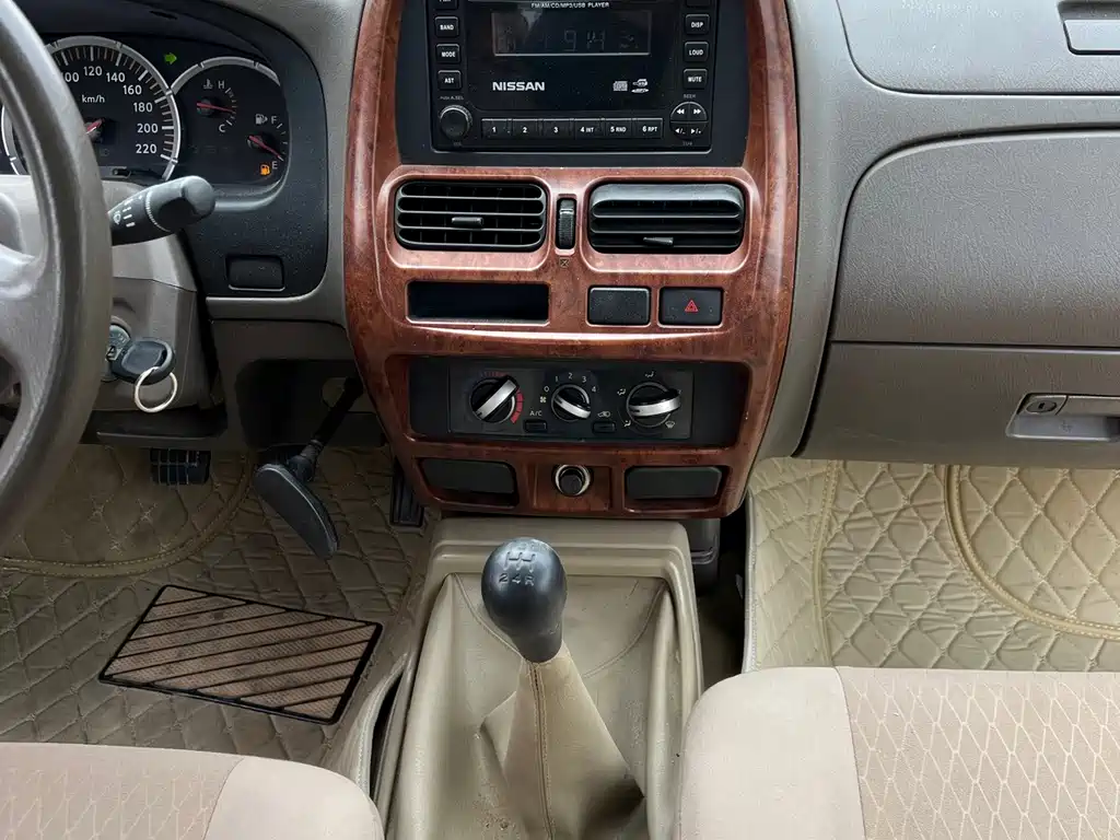 Nissan D22 — миниатюра 13