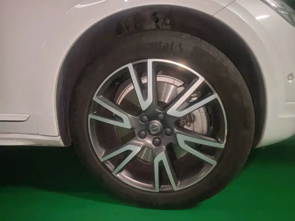 Volvo V90 — миниатюра 8