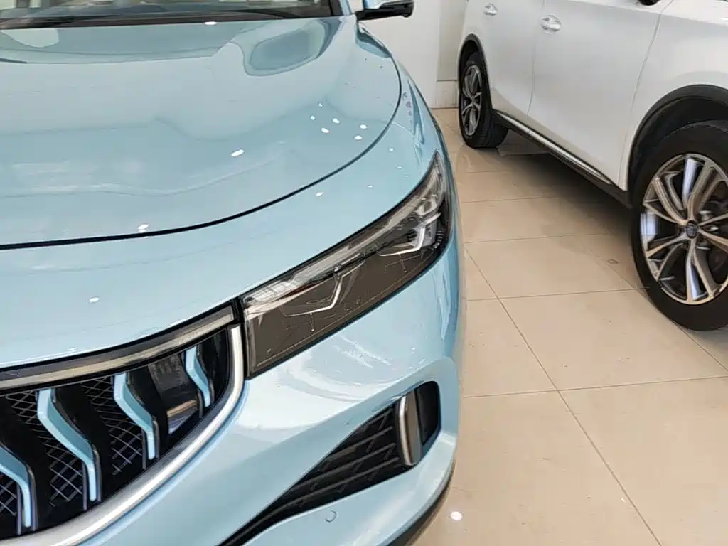 VOYAH FREE — миниатюра 24