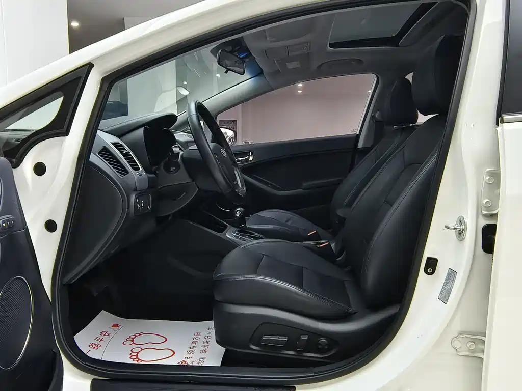 Kia K3 — миниатюра 9