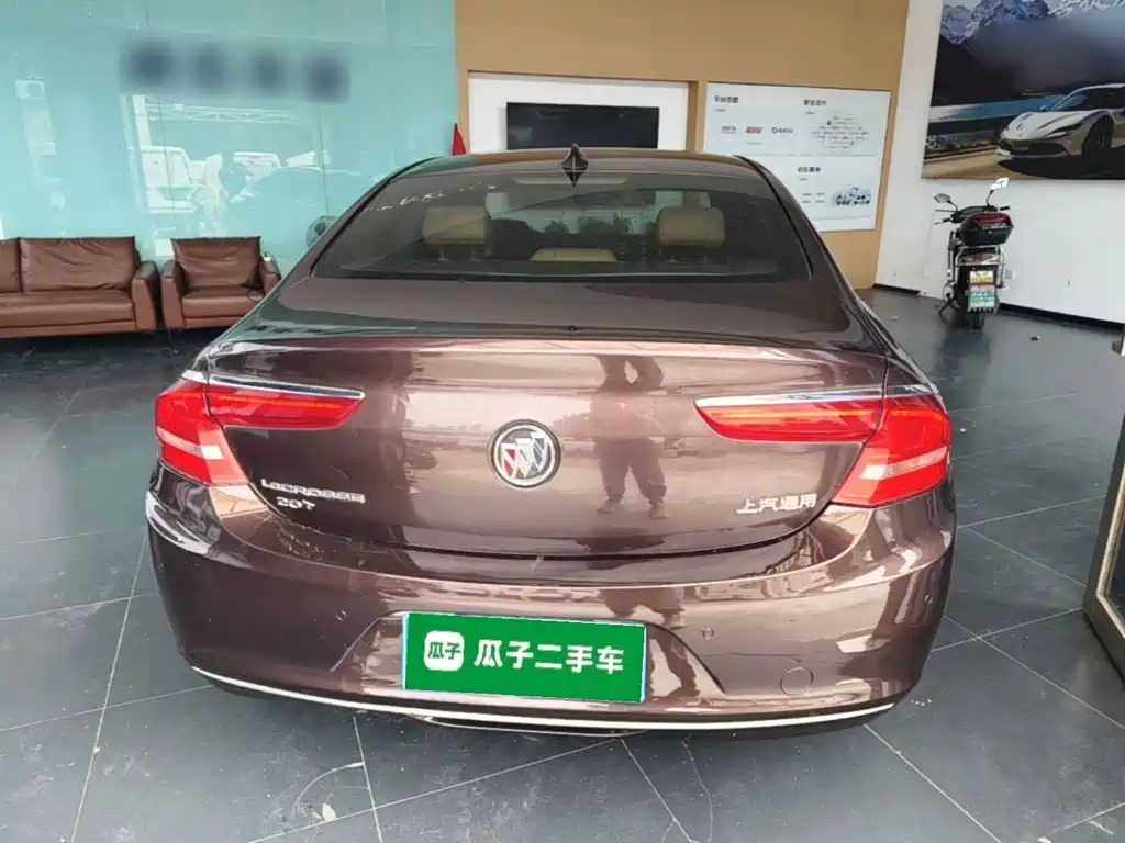 Buick LaCrosse — миниатюра 4