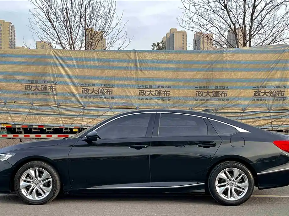 Honda Accord 2018 260TURBO Elite V