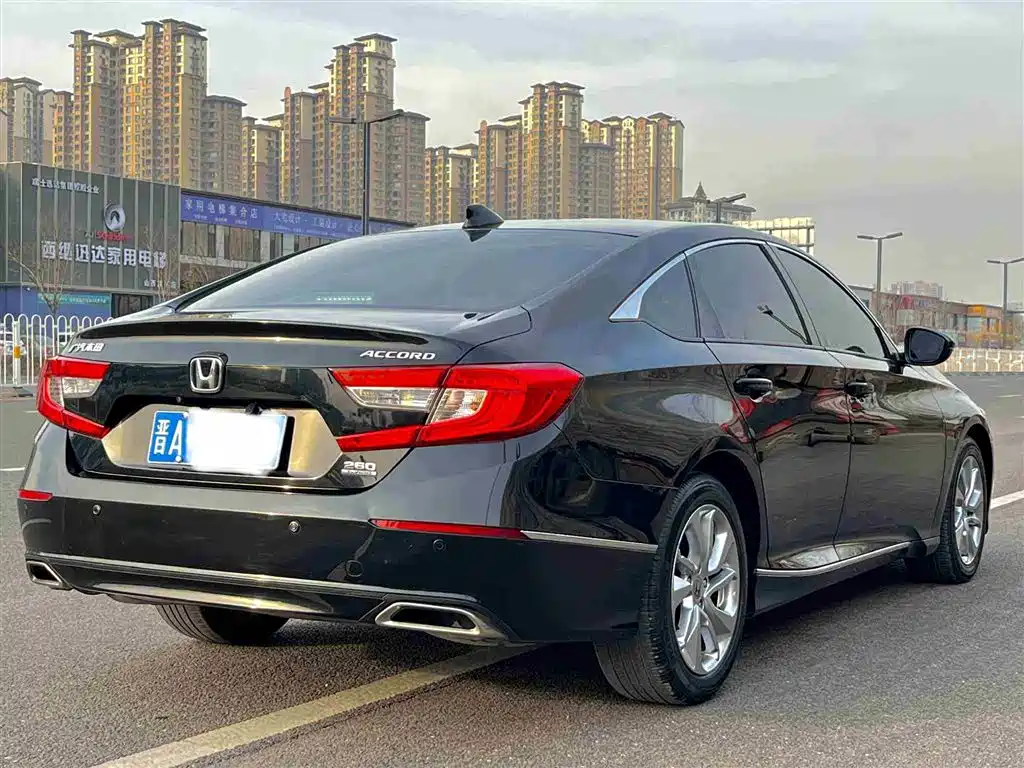 Honda Accord 2018 260TURBO Elite V