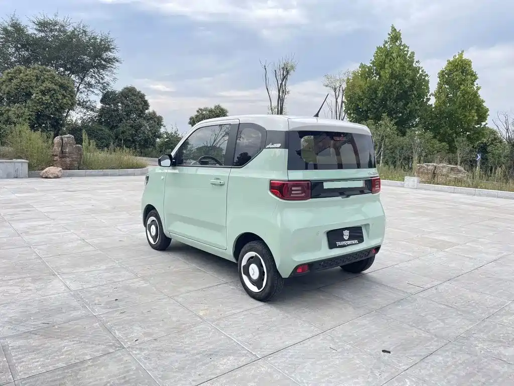 Wuling MINIEV — миниатюра 7