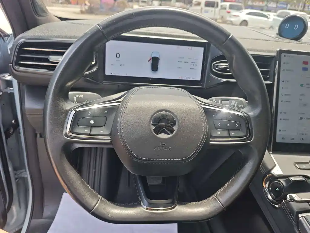 NIO ES6 — миниатюра 13