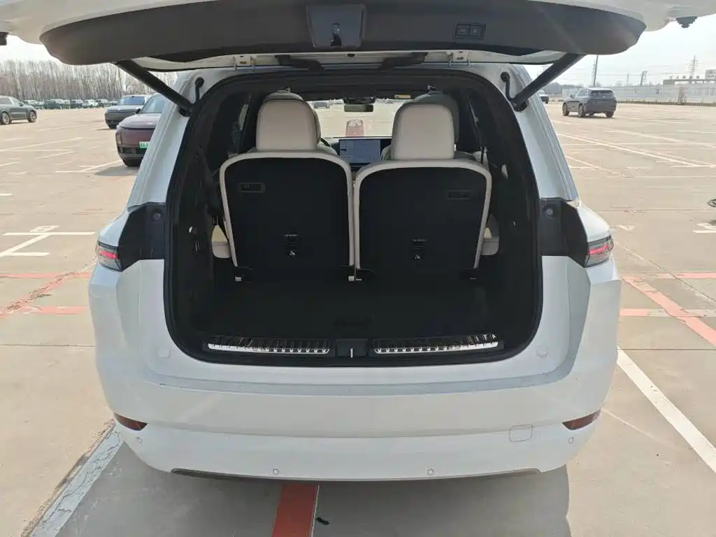 Li Auto Li L9 — миниатюра 5