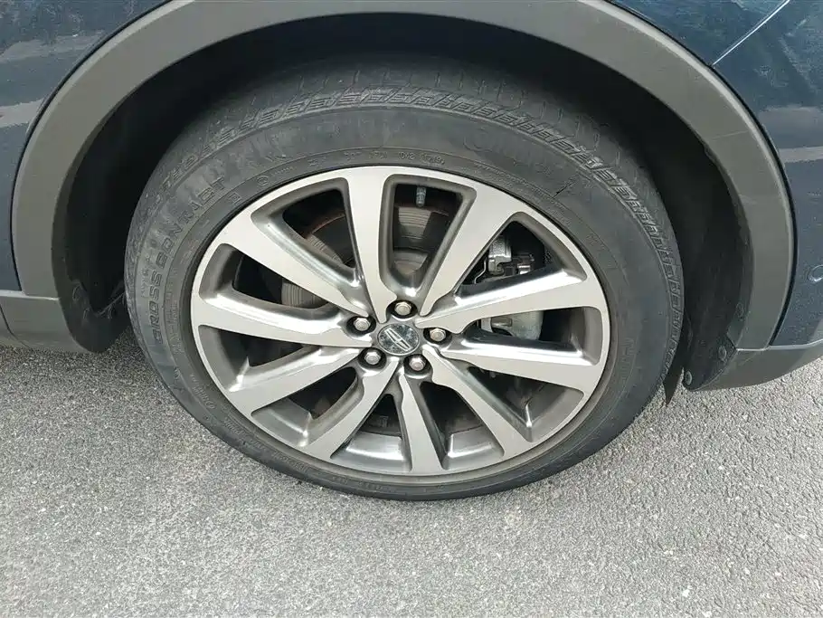 Lincoln Nautilus 2019 2.0T VI