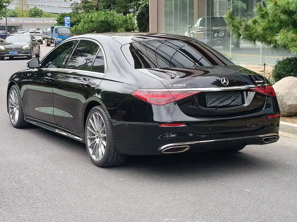 Mercedes-Benz S-Class — миниатюра 19