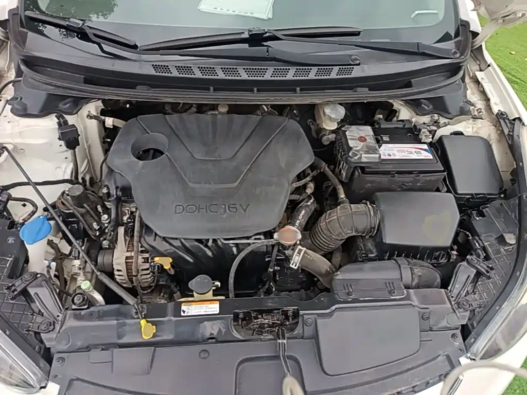 Hyundai Elantra Langdong — миниатюра 20