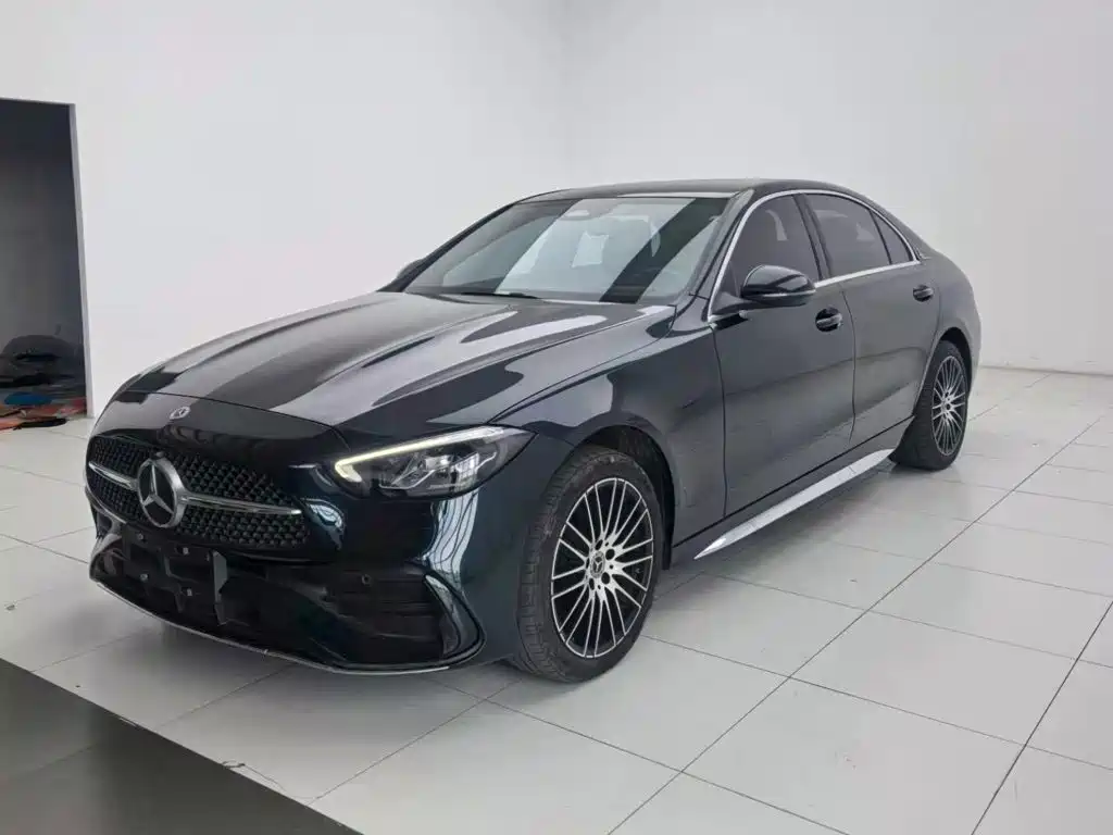 Mercedes-Benz C-Class — миниатюра 2