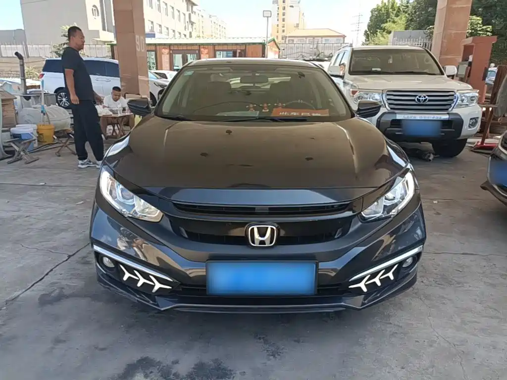 Honda Civic — миниатюра 3