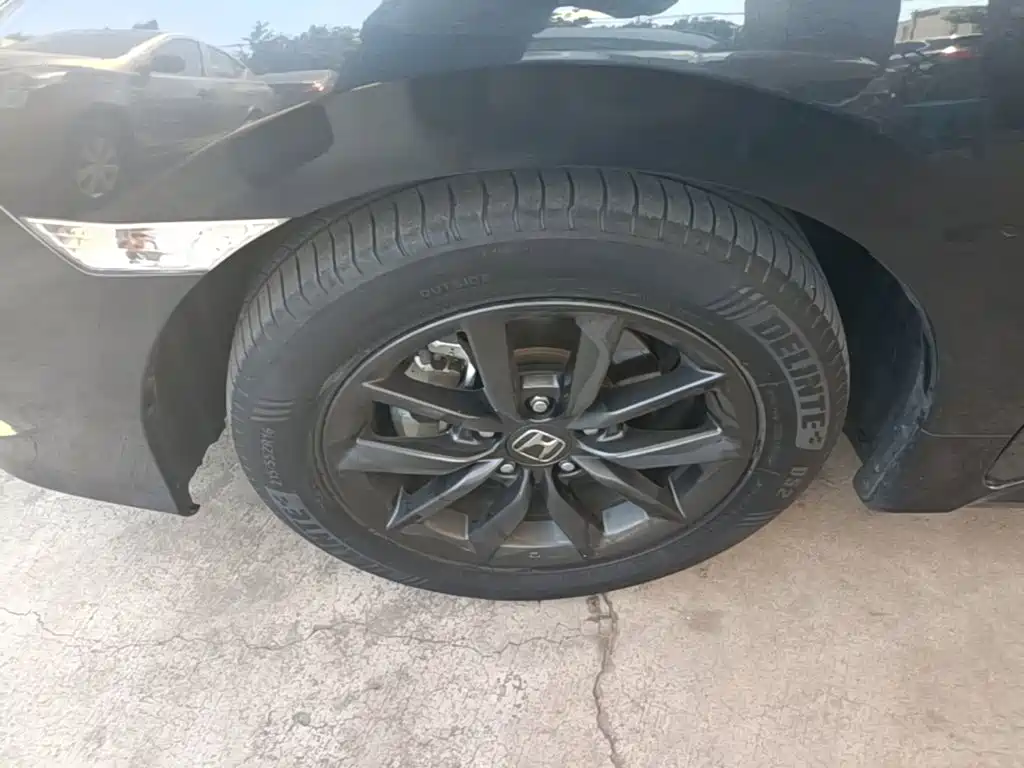 Honda Civic — миниатюра 23