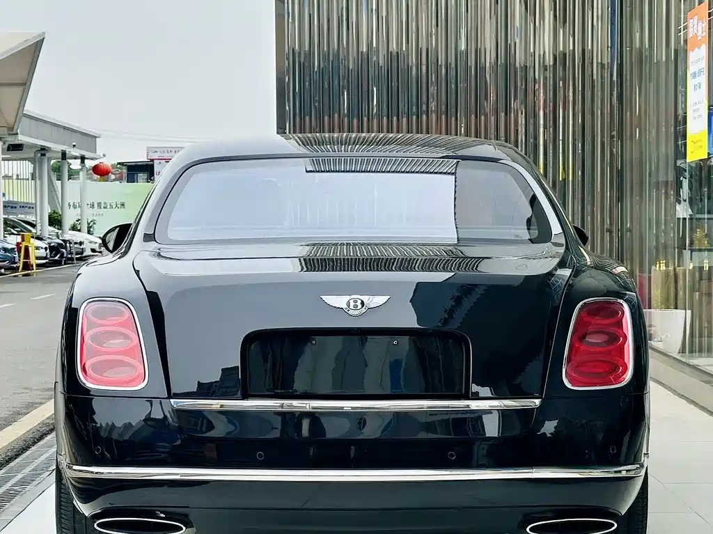 Bentley Mulsanne — миниатюра 2