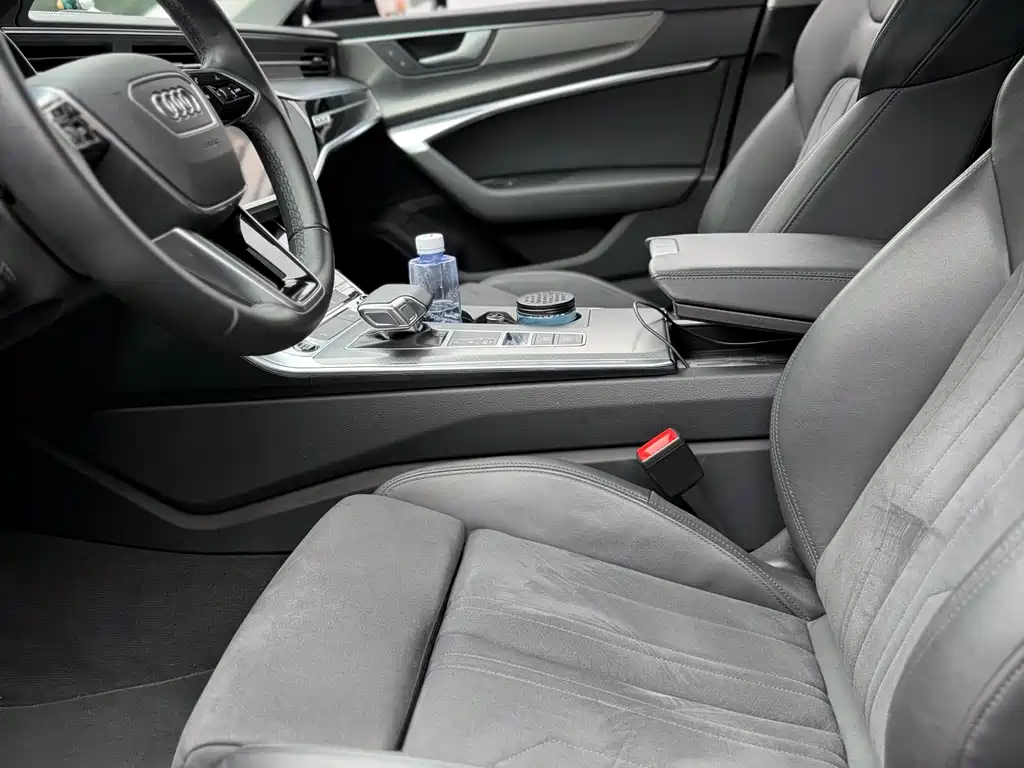 Audi A6 2023 Avant 45 TFSI