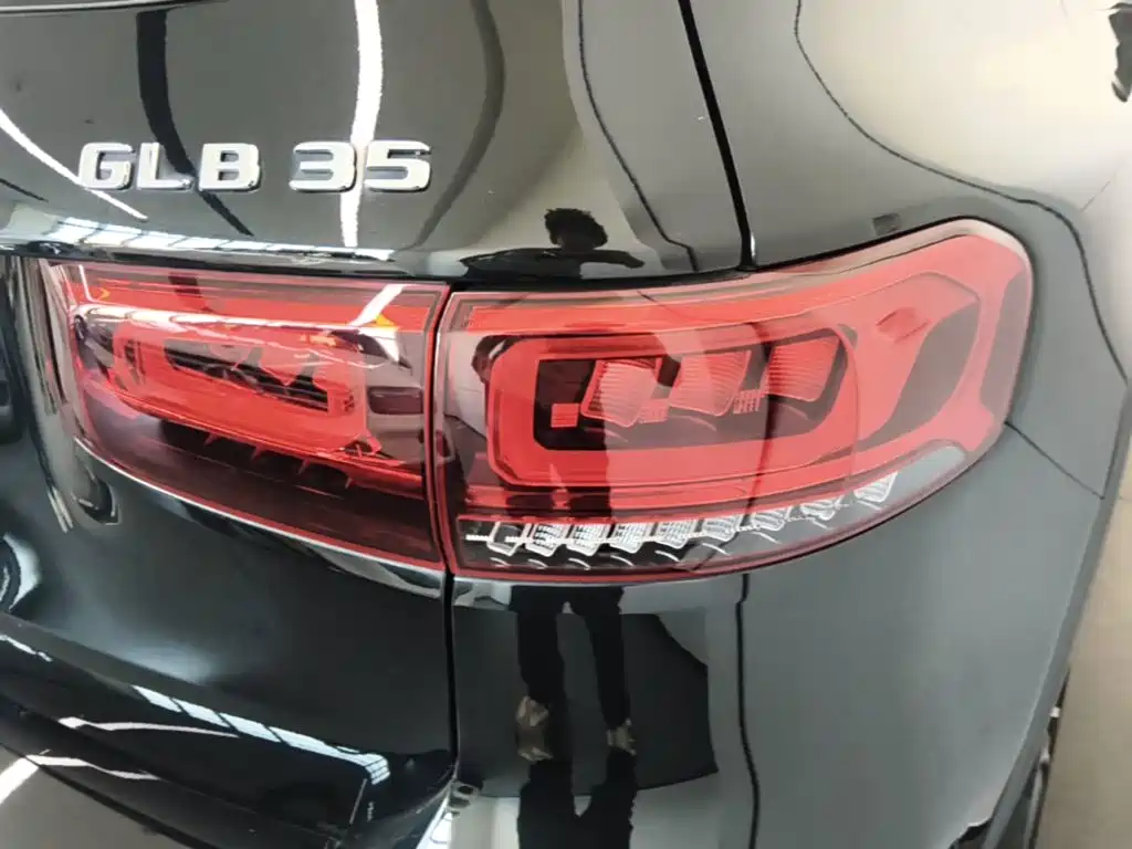 Mercedes-Benz GLB AMG — миниатюра 8