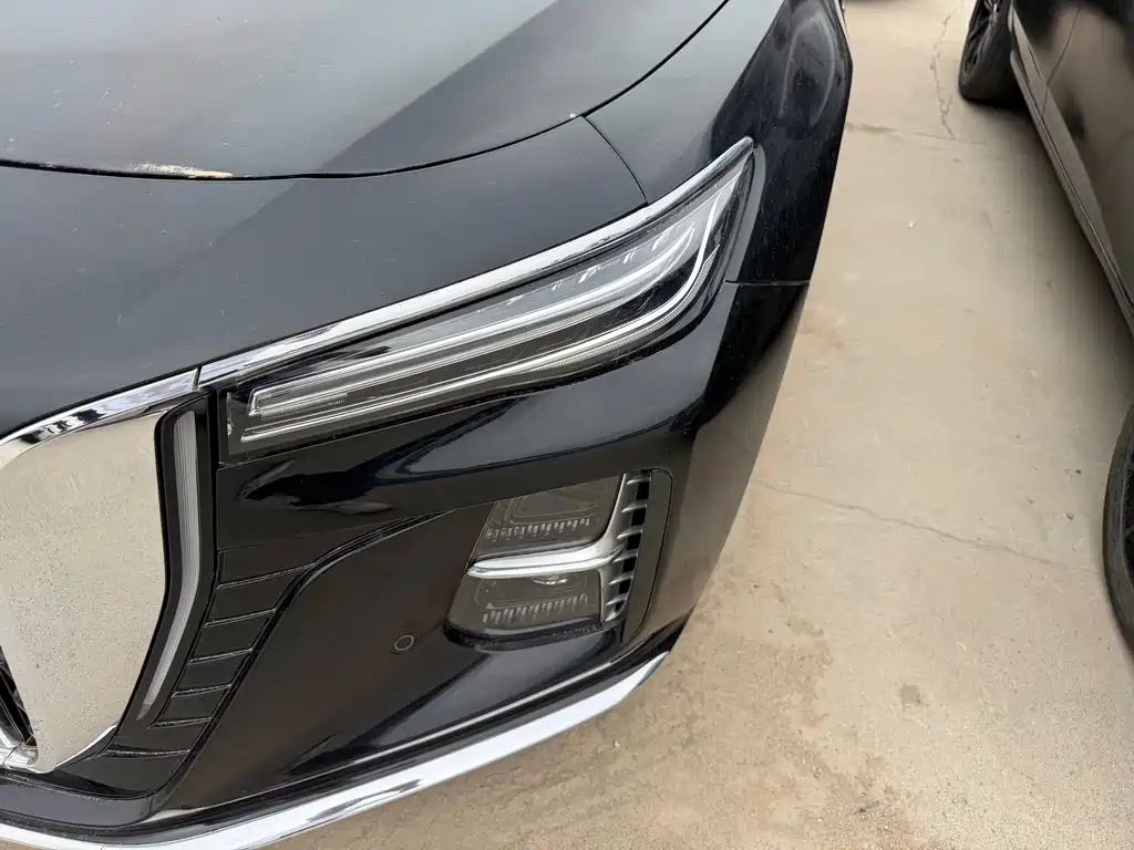 Hongqi Hongqi H5 — миниатюра 4