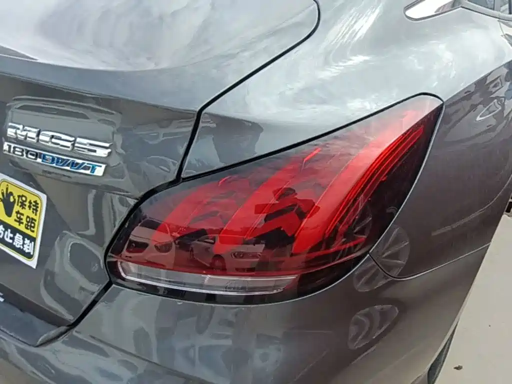 MG MG5 — миниатюра 8