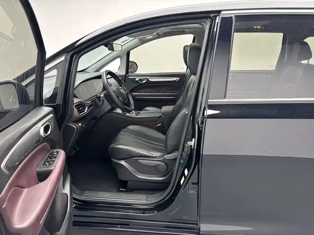 GAC Motor Trumpchi M6 — миниатюра 7
