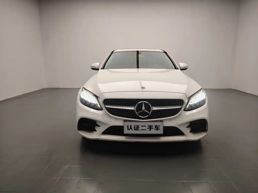 Mercedes-Benz C-Class — миниатюра 2