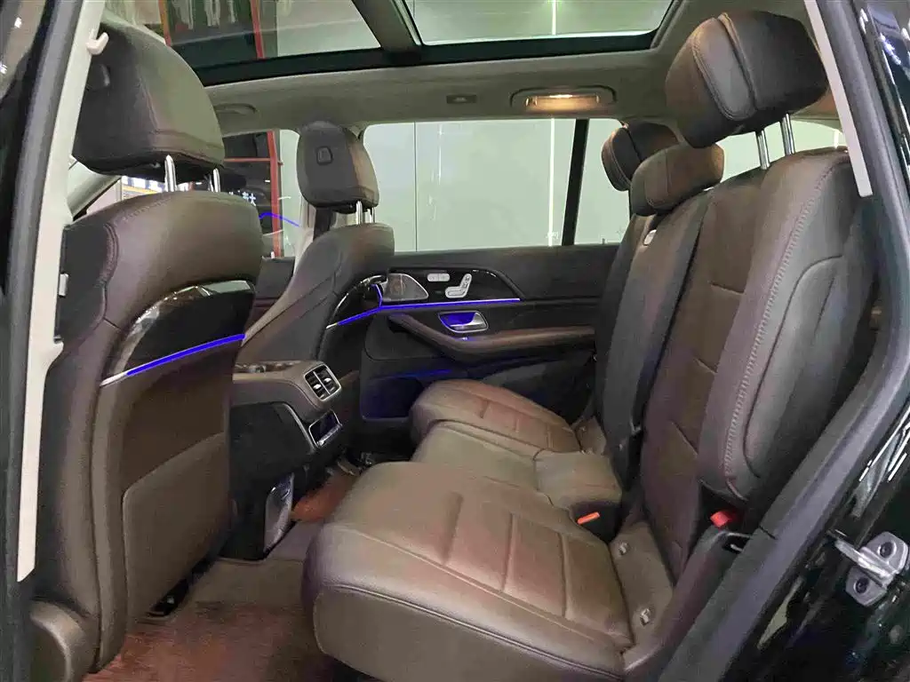 Mercedes-Benz GLS — миниатюра 7