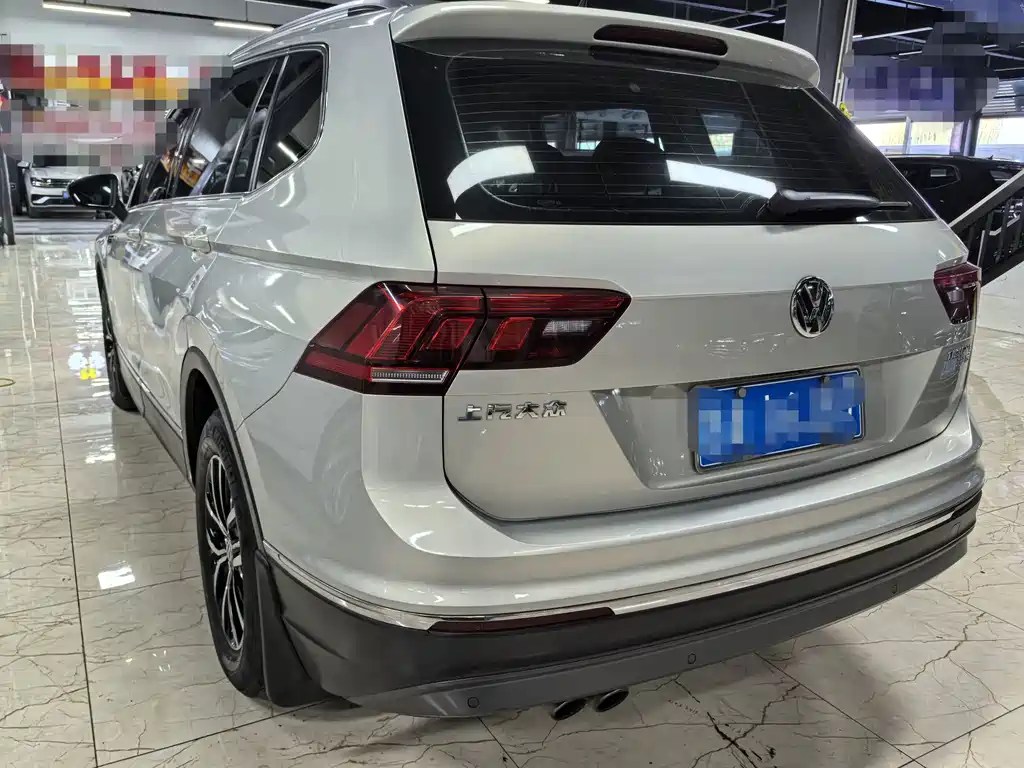 Volkswagen Tiguan L — миниатюра 4