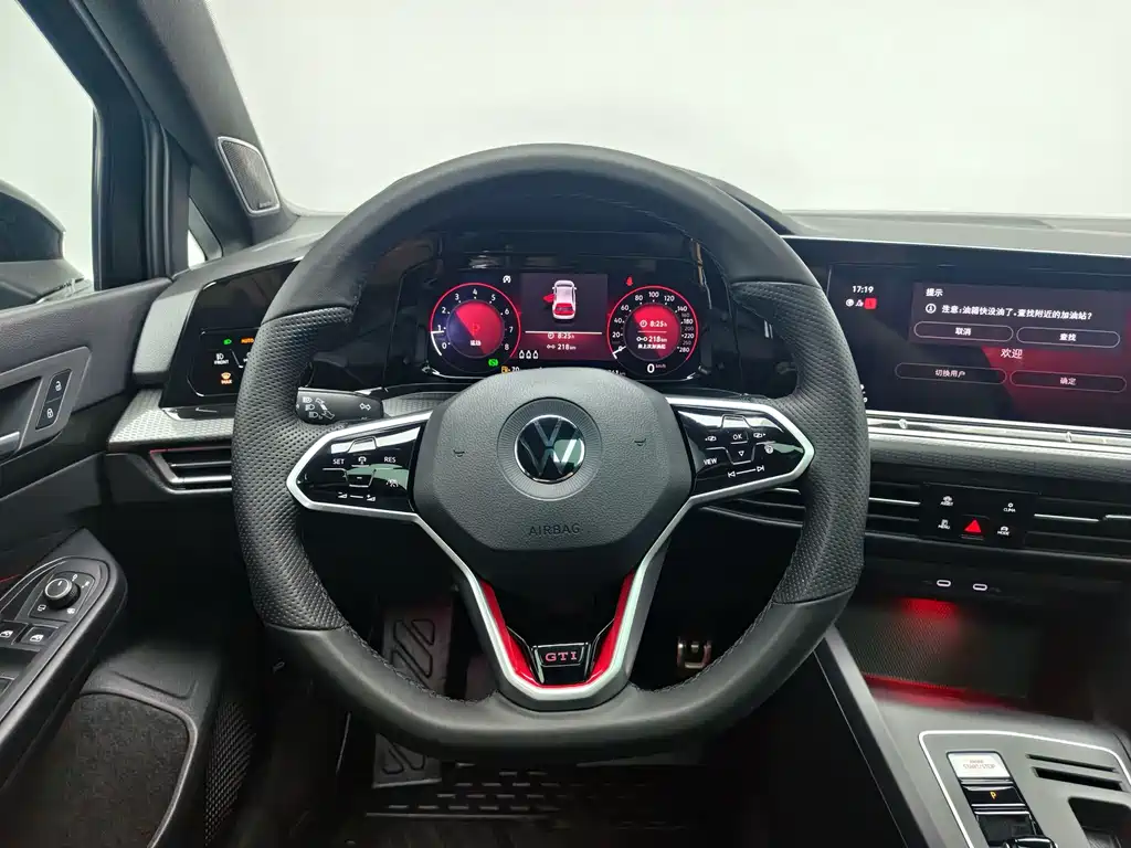 Volkswagen Golf GTI — миниатюра 16