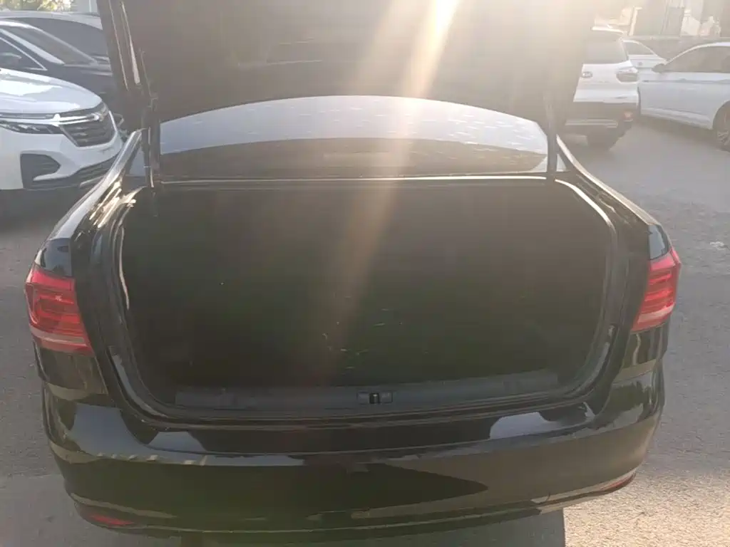 Volkswagen Lavida — миниатюра 19