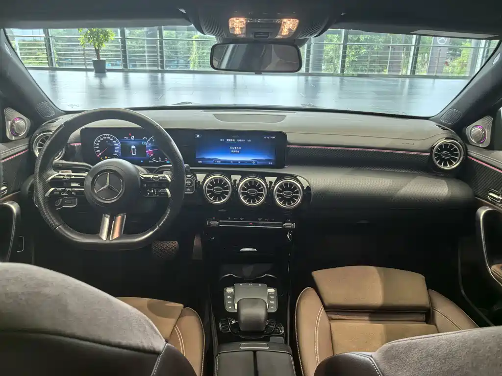 Mercedes-Benz A-Class — миниатюра 10