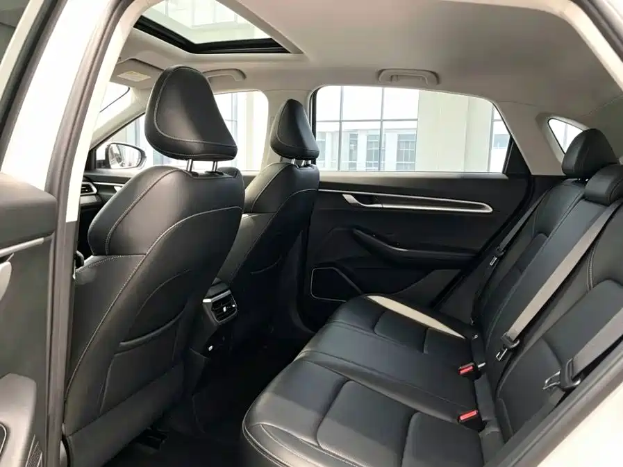 Geely Emgrand — миниатюра 5